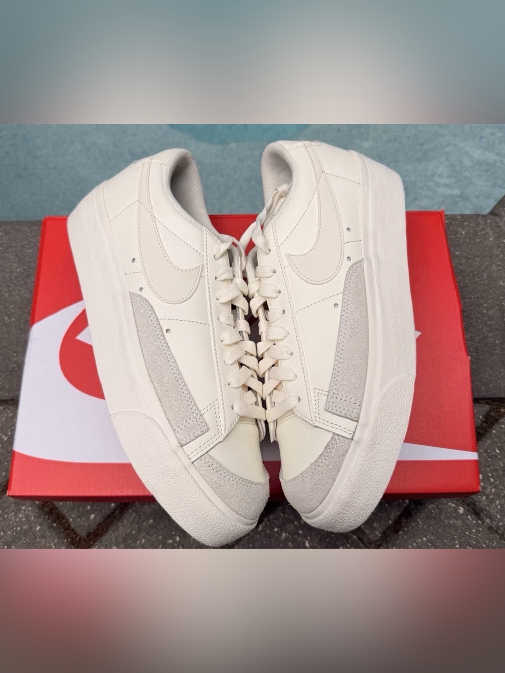 NIKE BLAZER LOW PLATFORM – SIZE 10 WOMEN’S SNEAKERS SAIL DJ0292-105